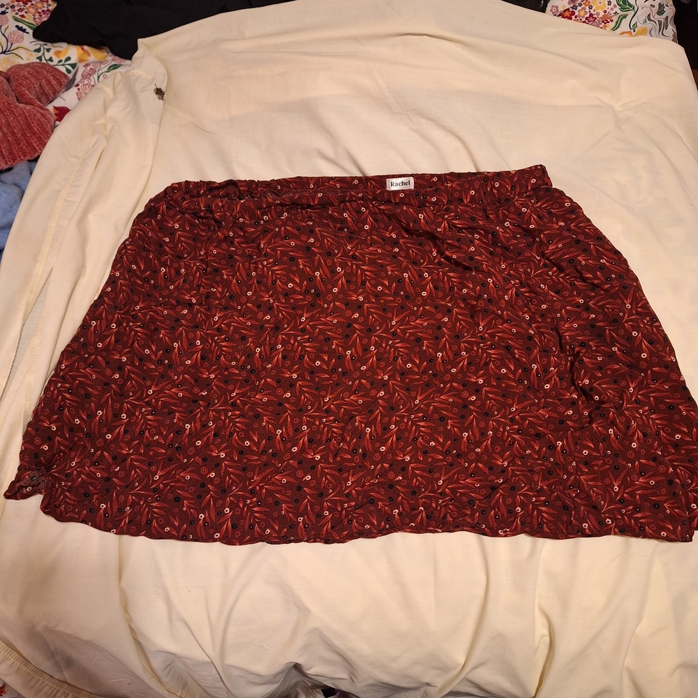 "Rachel" XXXL Red Patterned Mini Skirt